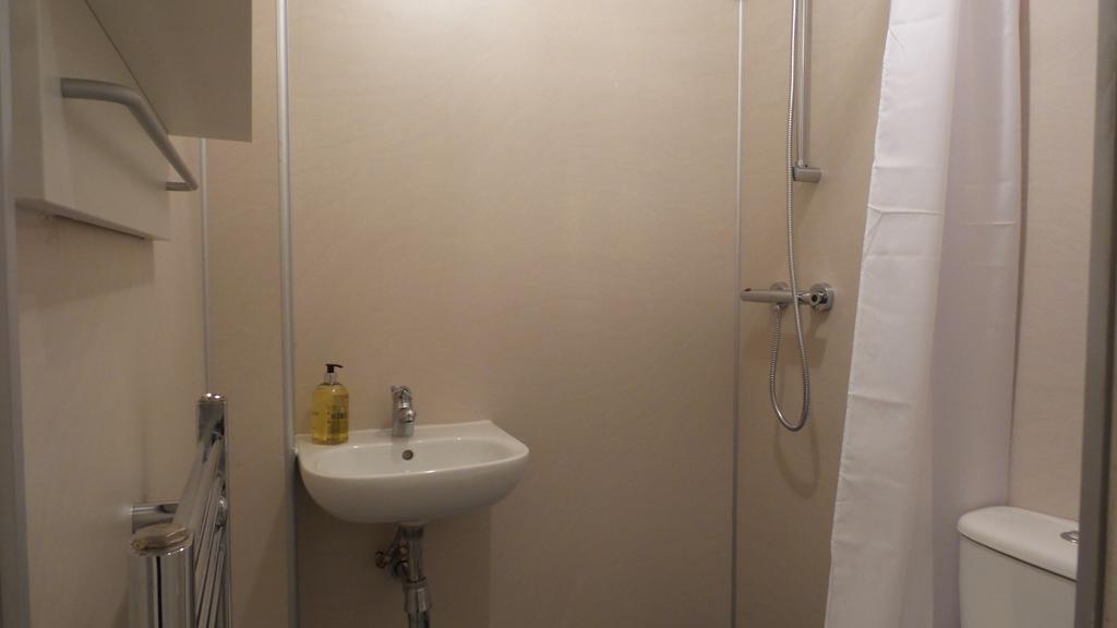Kelpies Serviced Apartments-Bonnie Edinburg Exteriör bild